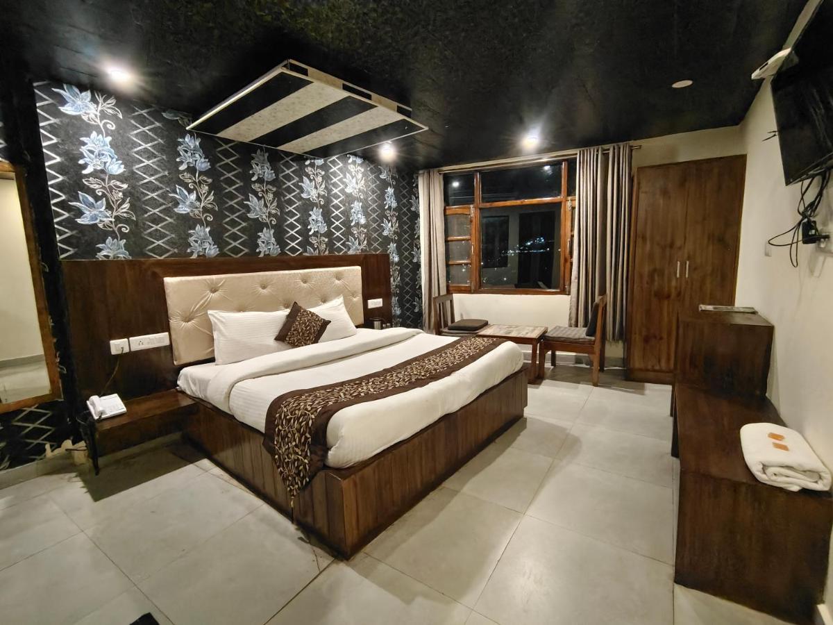 Mountain Zest-Simla Royale Near Mall Road-Free Pickup From Railway Station Simla Exterior foto